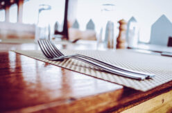 plexiglass shields are the future for restaurants